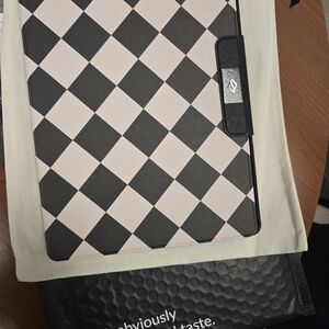 Checkered Tablet Case